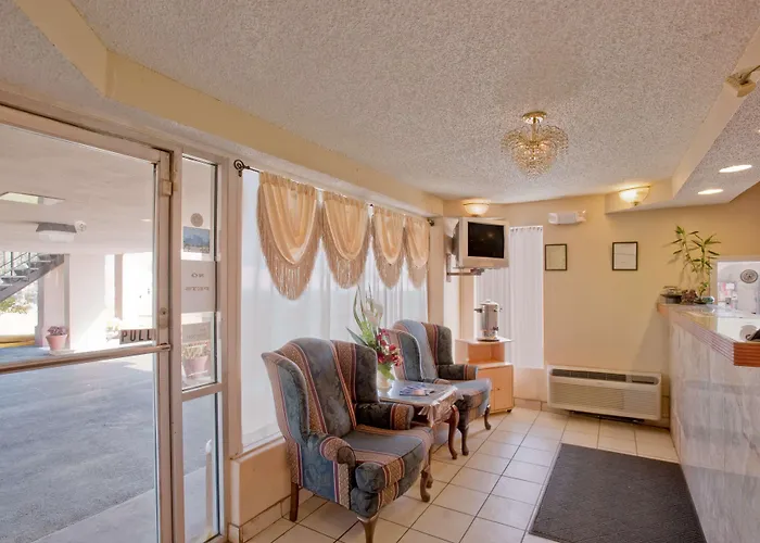 Hotels Close to Airport Americas Best Value Inn-Savannah
