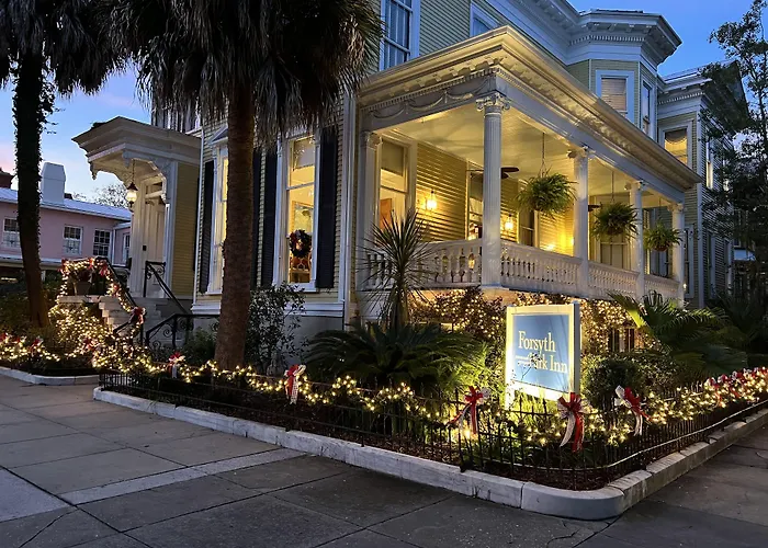 Pets Allowed Hotel Forsyth Park Inn